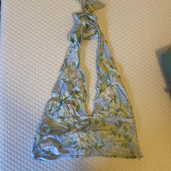 Motel Rocks Nanda Halter - Picture 2 of 3